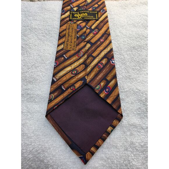 Alynn What this country needs is a good cigar silk tie - 56" - Picture 4 of 5